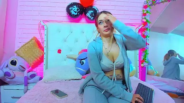 Dirty Melissa_walker_ wants you to fuck their body now Melissa_walker_ from StripChat