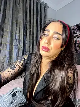 Meryem_Queen — Show ass