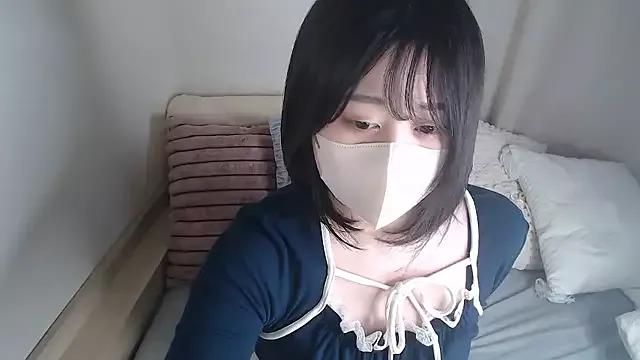 mi__san on StripChat