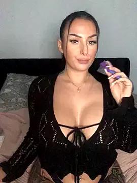 Mia-Bremer on StripChat