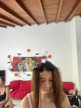 Explore StripChat's Mia__Gray Mia__Gray from StripChat