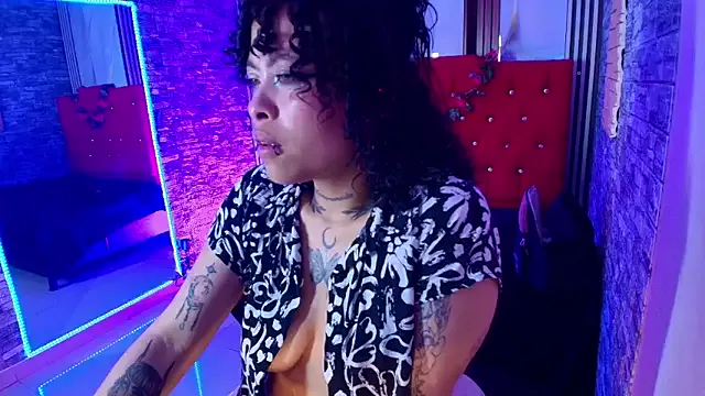 mia_hernnandez on StripChat