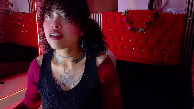 mia_hernnandez on StripChat