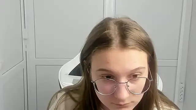 Mia_kristal