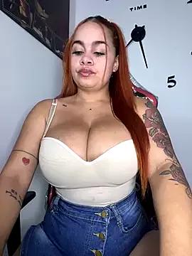 Freechat miapichxs on StripChat