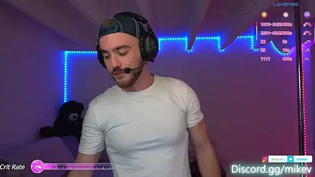 Mikev on StripChat