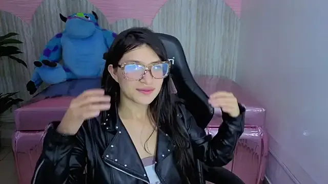 StripChat mila_t_ is Freechat mila_t_ — twerquing