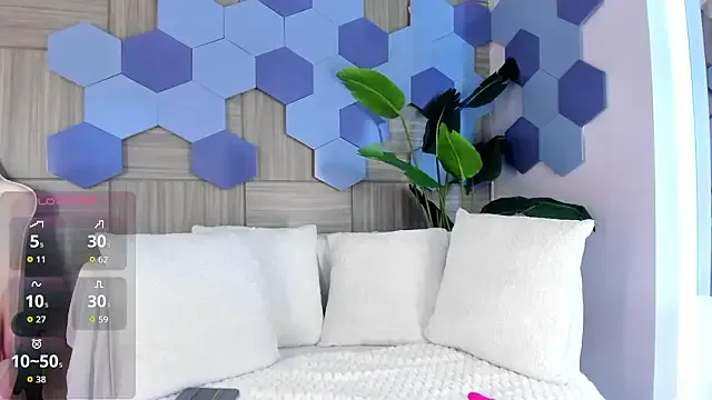 MilaGrace1 —  Booty Shake + Oil 