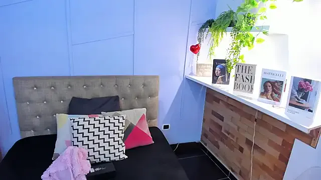 milavega_ — Freechat on StripChat