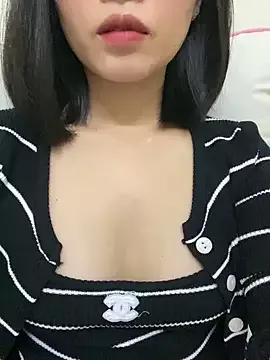 Naked MISSA_KUTE502 wants you to fuck her body now MISSA_KUTE502 from StripChat