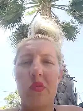 Mllesha74000 on StripChat