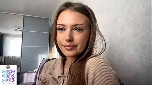 Gorgeous mona_star from StripChat mona_star from StripChat