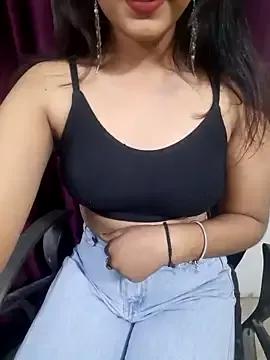 Join Monalisa670, she wants to masturbate for you Monalisa670 from StripChat