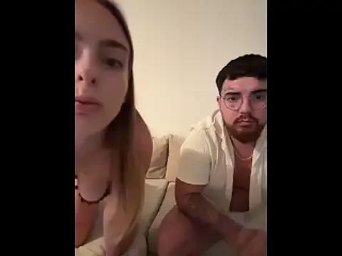 Freechat MrAndMrsSavage on StripChat