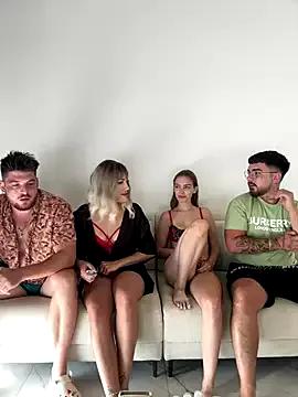 Freechat MrAndMrsSavage on StripChat