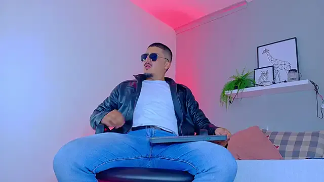 Freechat MrFox__ on StripChat