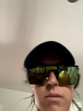 mrs__unknown on StripChat