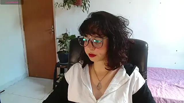 Discover Myamillor, they want to masturbate for you myamillor from StripChat