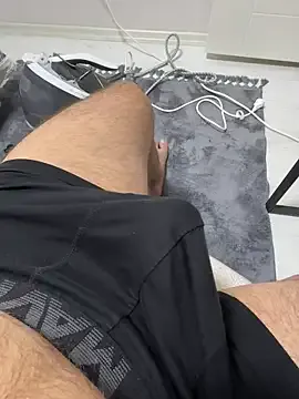 myleonss — Freechat on StripChat