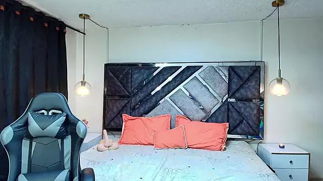 Freechat MysticMature on StripChat