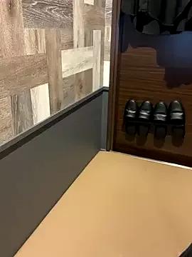 naginagisan on StripChat