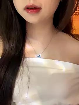 Nana_kute20 on StripChat