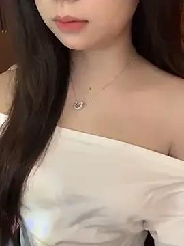 Nana_kute20 on StripChat