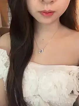 Nana_kute20 on StripChat