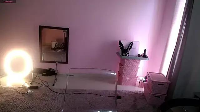 Join Nastybambi, she wants to masturbate for you Nastybambi from StripChat