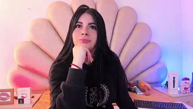 Natasha__Blue on StripChat 