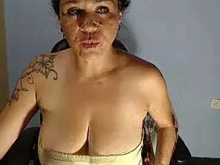 Freechat naughty_doll_horny on StripChat