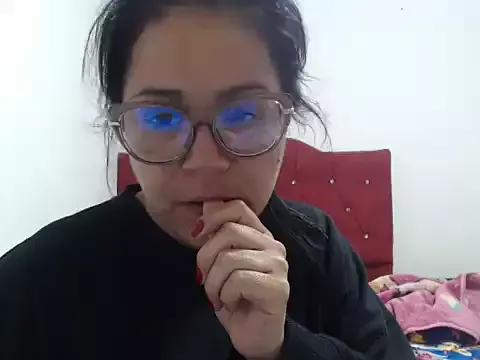 Freechat naughty_doll_horny on StripChat