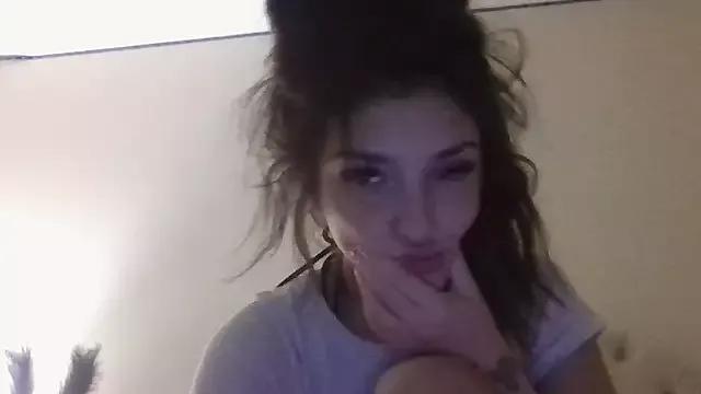 naughtybella05 on StripChat