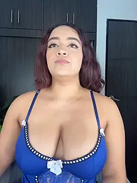 NaughtyNinnaXXX on StripChat