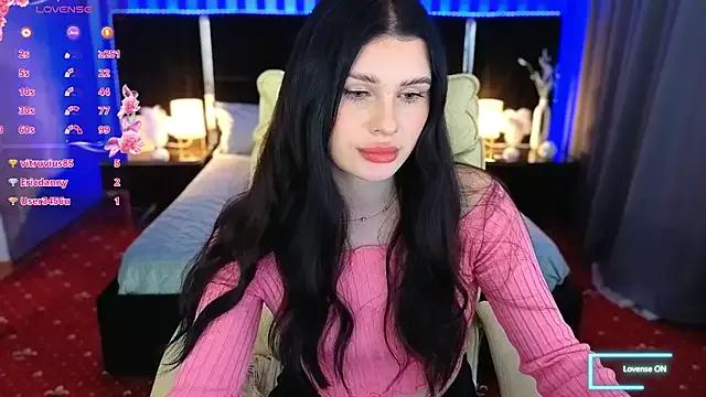 Neyla_Charm on StripChat