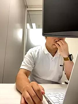 Nobu_469 on StripChat