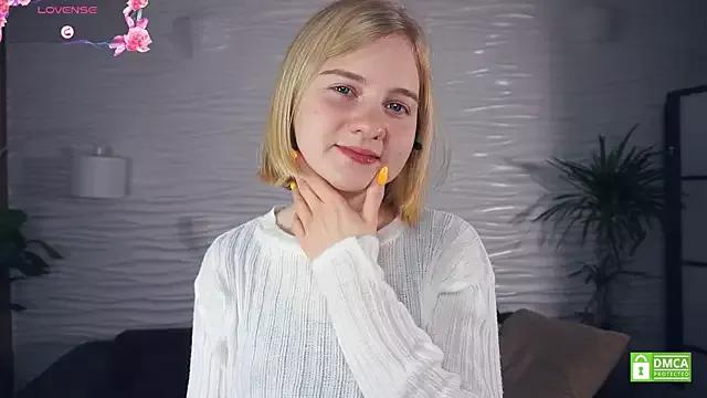 Watch StripChat's OdelinaFicken OdelinaFicken from StripChat