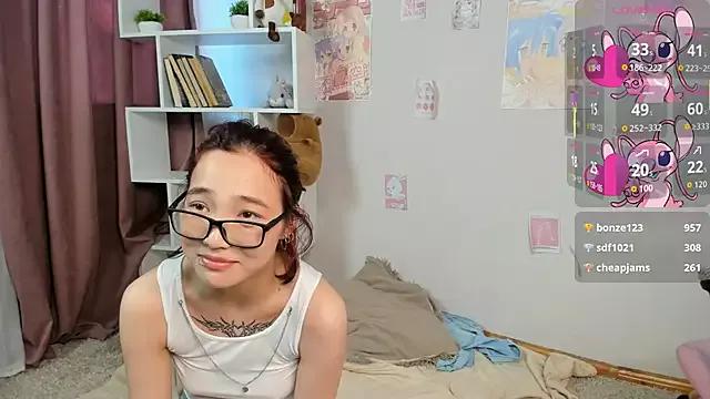 OdetteBiddy on StripChat