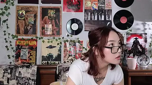 OdetteBiddy on StripChat