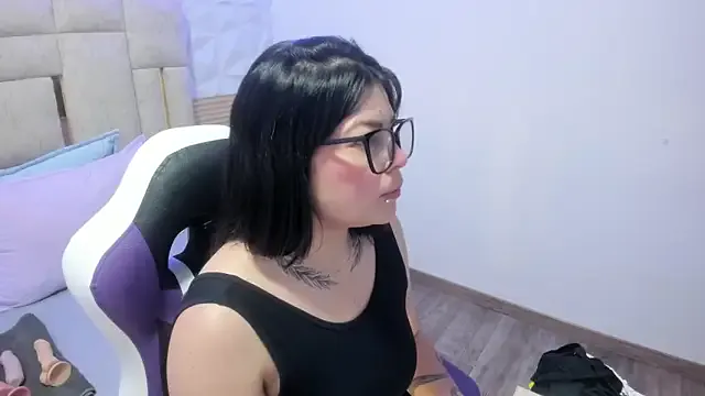 Freechat PauletteJ on StripChat