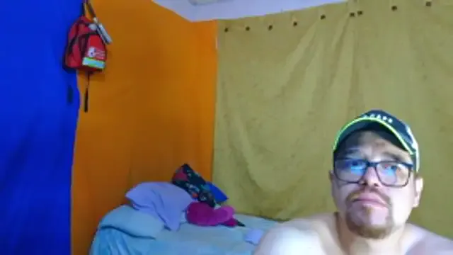 Freechat pecadodulce123 on StripChat