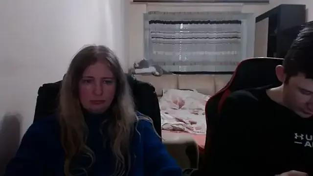 PeterAndJen on StripChat 