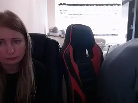 PeterAndJen on StripChat 