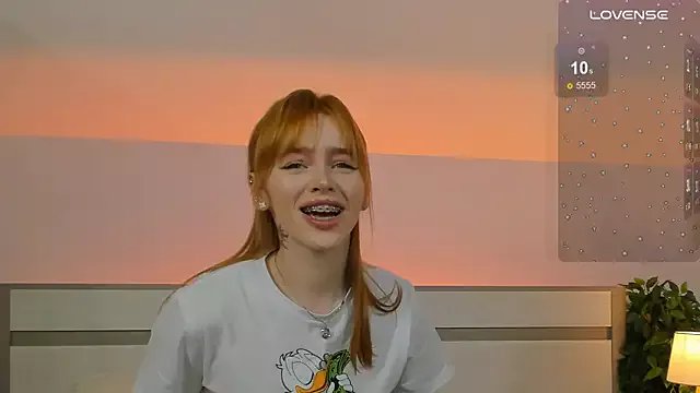 Freechat Phoenix_Margo on StripChat