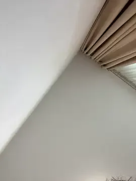 Playful_Amanda
