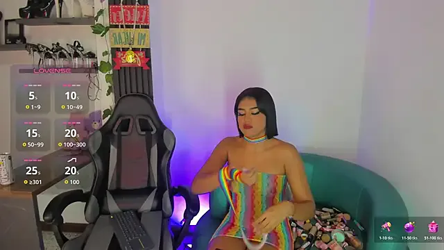 Freechat Polett_Amaranta on StripChat