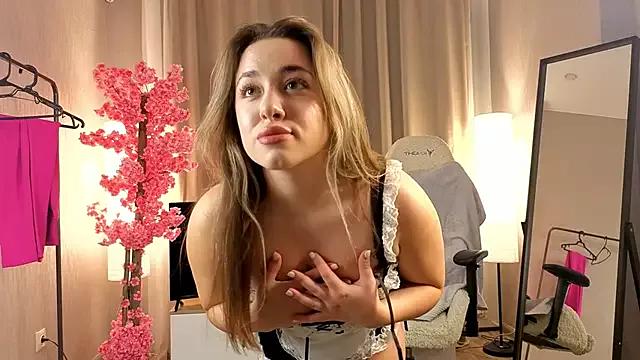 Freechat Pony_Claid on StripChat