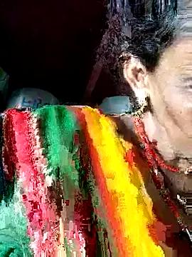 Pooja750 on StripChat