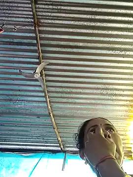 Pooja750 on StripChat