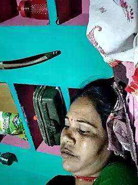 Pooja750 on StripChat